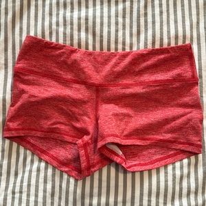 Fleos: Red heathered